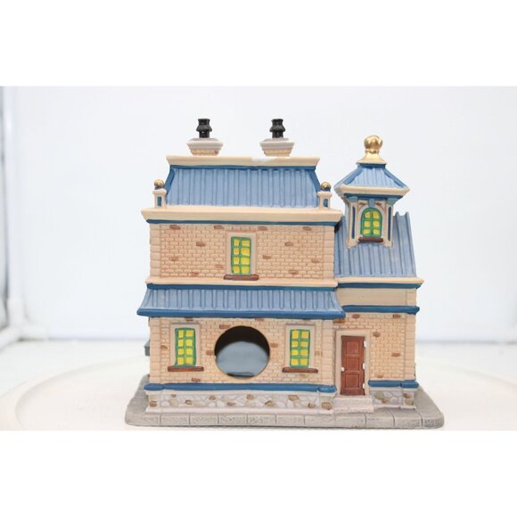 Lemax Caddington Village - Pleasant Valley Post Office - Picture 3 of 5